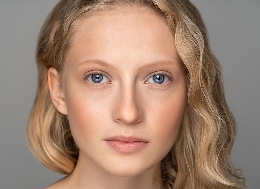 كيف يمكنك تكثيف حواجبك؟